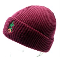 Subrosa Beanie Rose Embroidered, rot