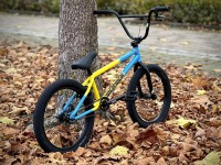 United Bike Co. BMX Supreme, blau-gelb